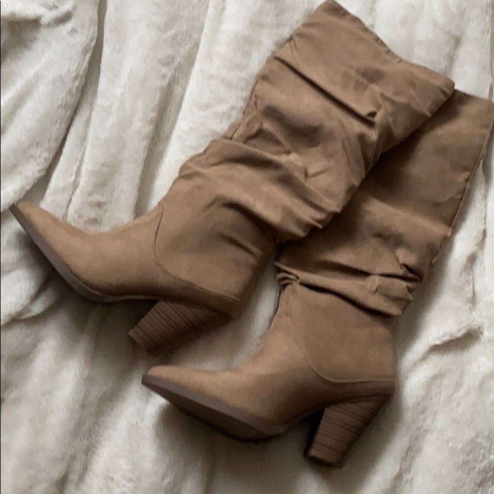 Faux Suede Knee High 👢